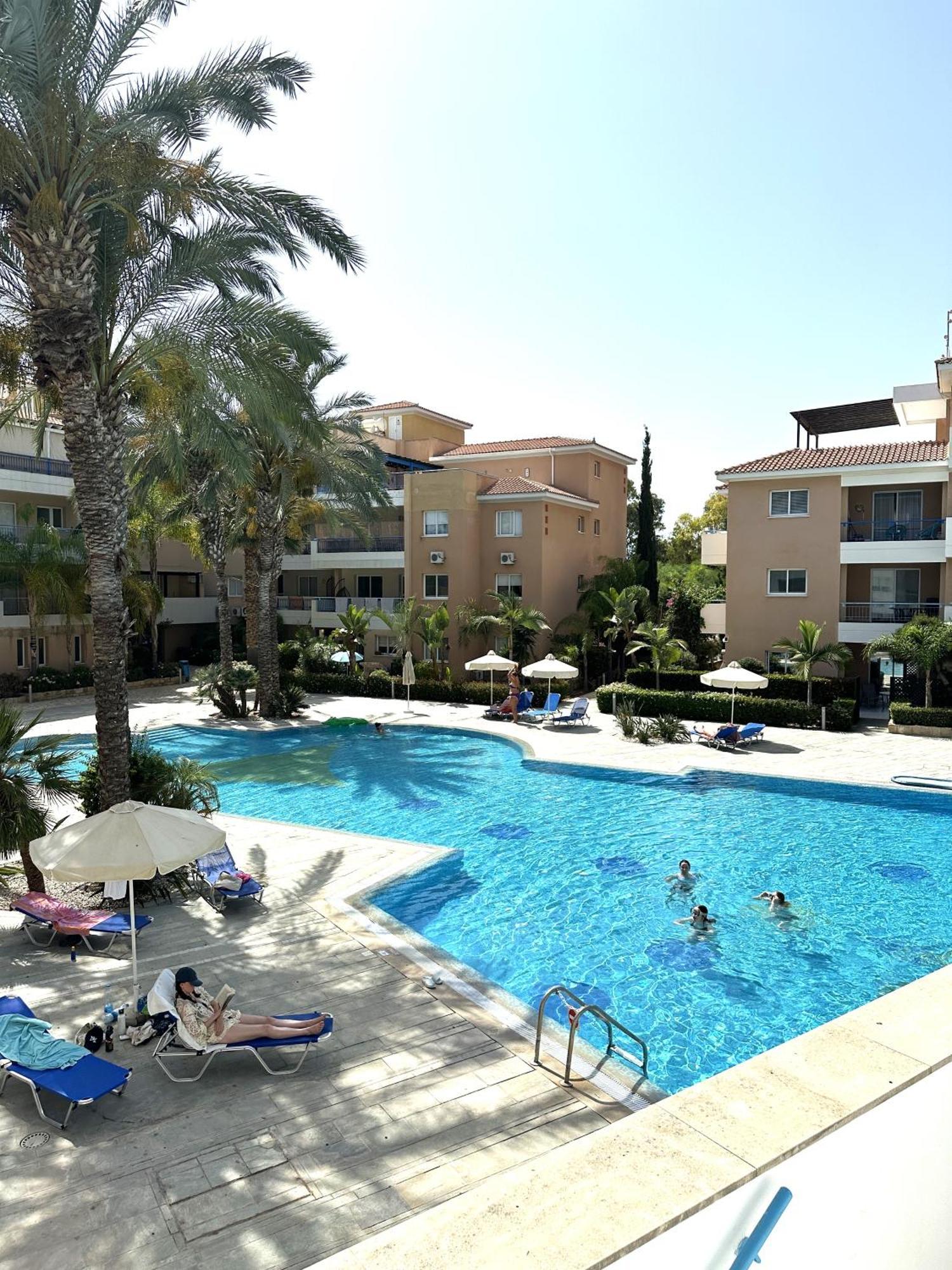 H&O Golden Sun Suite Paphos Exterior photo